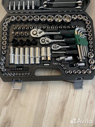 Набор инструментов новый