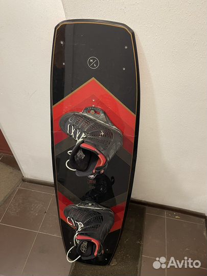 Вейкборд с ботинками Hyperlite