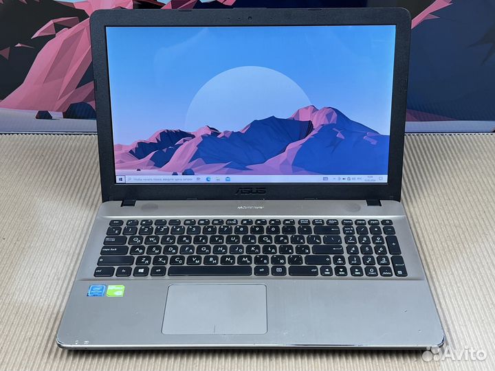 Мощный Asus 15/4ядра/SSD 256Gb/Nvidia