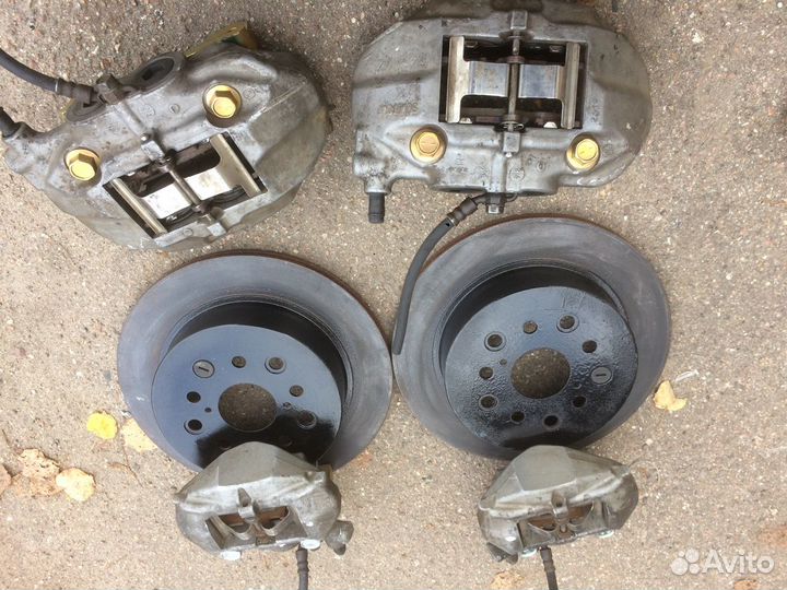 Полный кит тормозов Lexus ис250 гс350 ис3 гс4