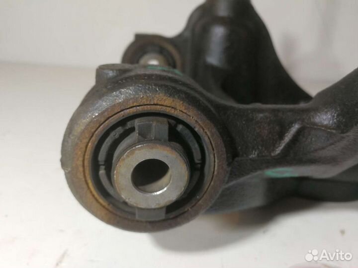 Задний левый кулак Mazda CX-5 (2011-2017)