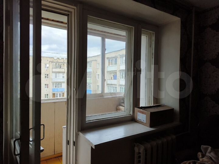 2-к. квартира, 52 м², 4/5 эт.