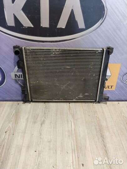 Радиатор охлаждения двигателя основной Hyundai sol