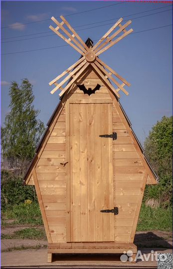 Уличный туалет с установкой