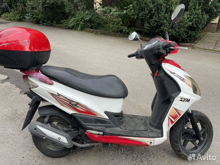 Скутер SYM JET 4