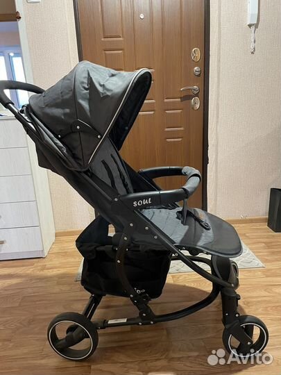 Прогулочная коляска indigo