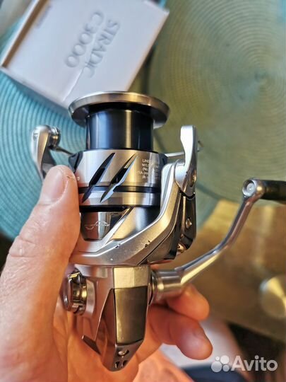 Катушка shimano stradic c3000 23 года