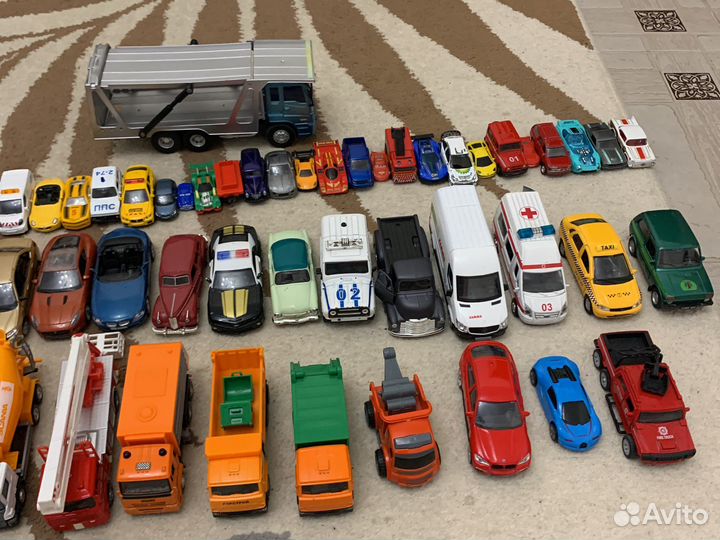 Машинки 57 штук