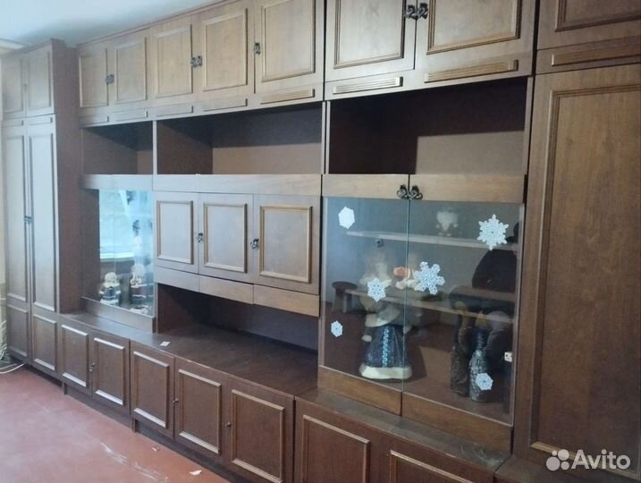 Стенка в гостиную бу