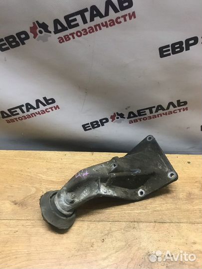 Кронштейн опоры двигателя BMW E46