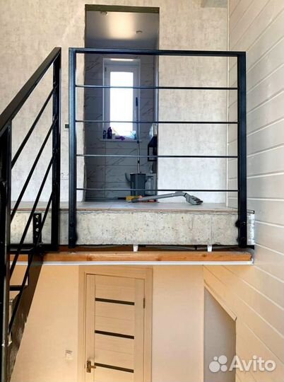 Прямая лестница на металлокаркасе