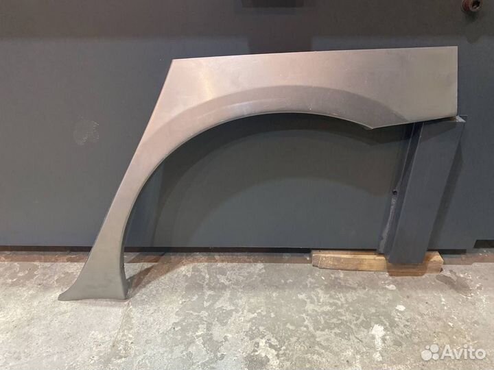 Комплект задних арок Toyota Avensis