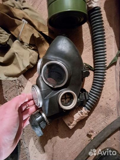 Противогаз