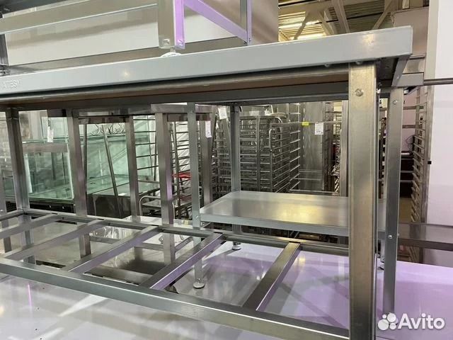 Стеллажи, столы, мойки