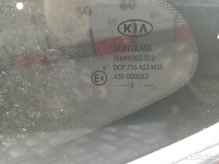 Стекло кузовное боковое левое Kia Ceed 2 2014