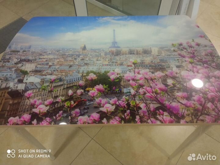 Стол кухонный