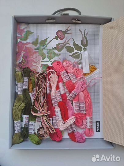 Новый набор для вышивания крестом Риолис