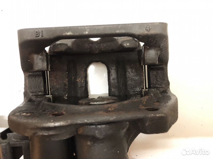 Суппорта задние BMW F10 F13 F06 550d 535d 530d