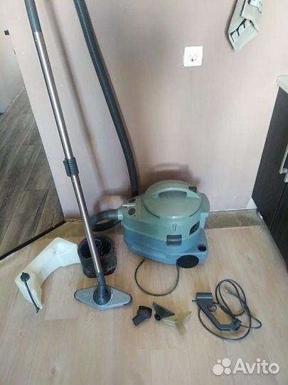 Мощный пылесос (моющий)