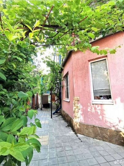 Комната 16 м² в 7-к., 3/3 эт.