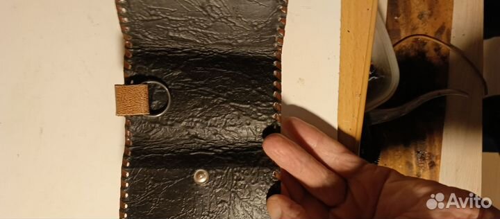 Ключница кожаная