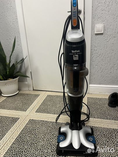 Вертикальный пылесос tefal