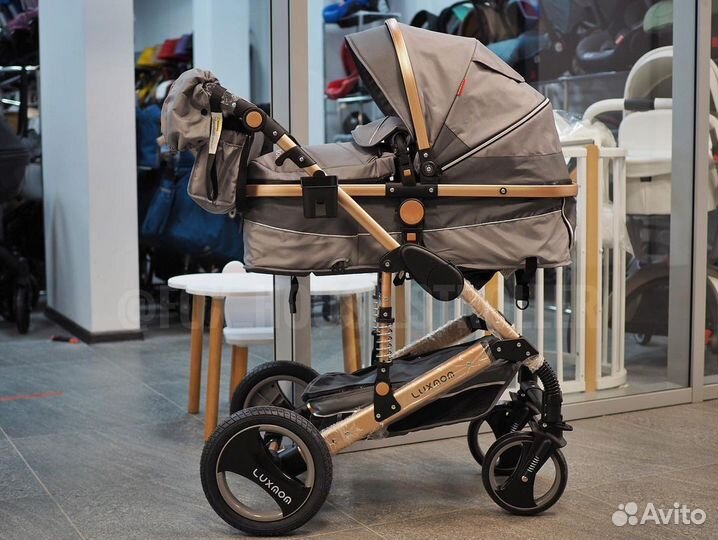 Коляска для новорожденных