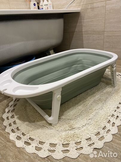 Ванночка для купания складная с матрасиком