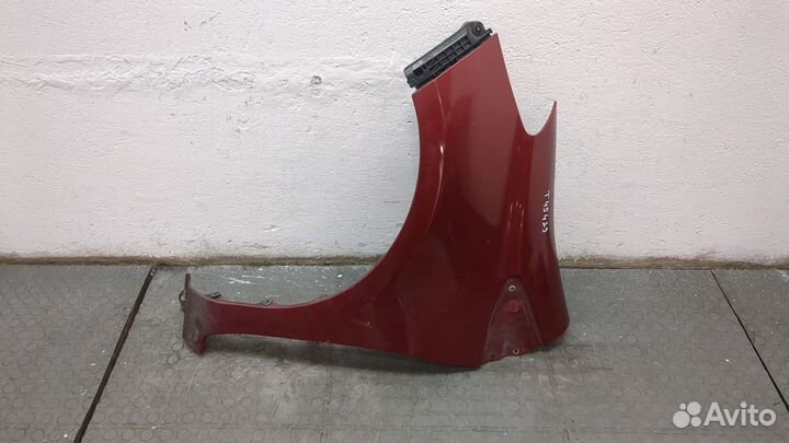 Крыло Toyota Yaris, 2013