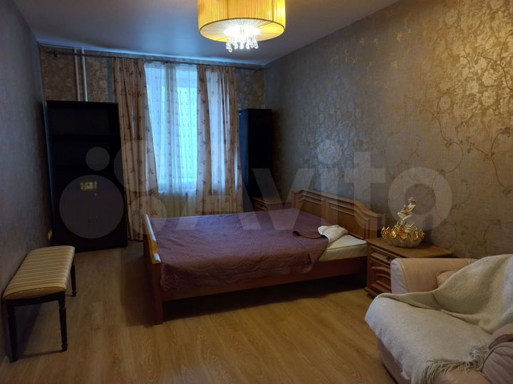 2-к. квартира, 70 м², 2/9 эт.
