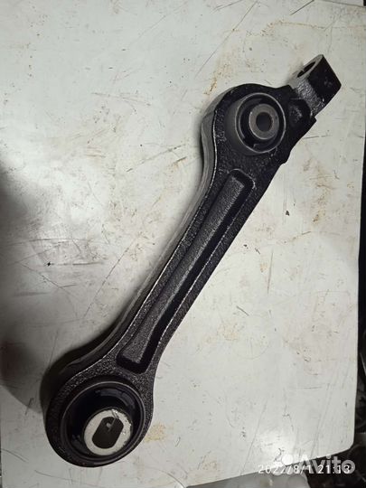 Рычаг перед нижний Dodge challenger
