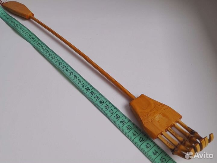 Чесалка сувенир Длина 48см. Достав Лен.р-ну