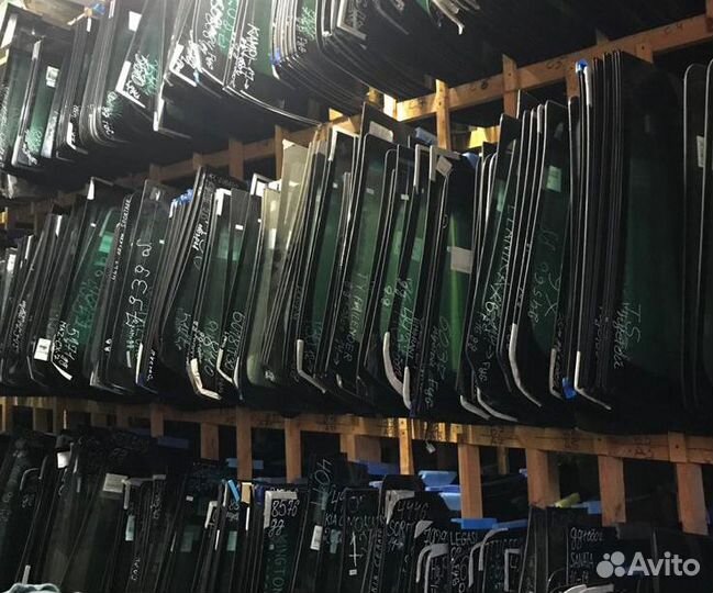 Стекла для Bentley левый руль