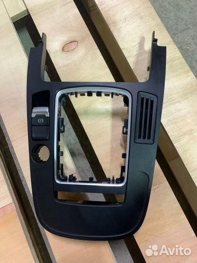 Накладка кпп Audi A4, A5