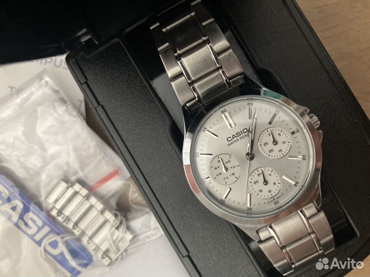 Часы Casio LTP-300D-7A