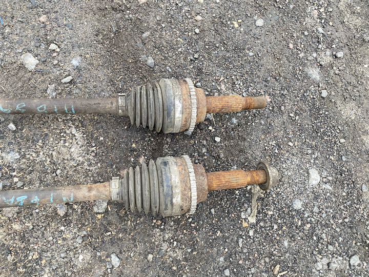 Привод задний правый Mazda Tribute