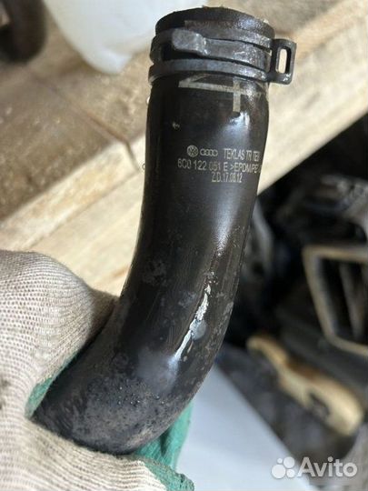 Патрубок радиатора Volkswagen Polo 5