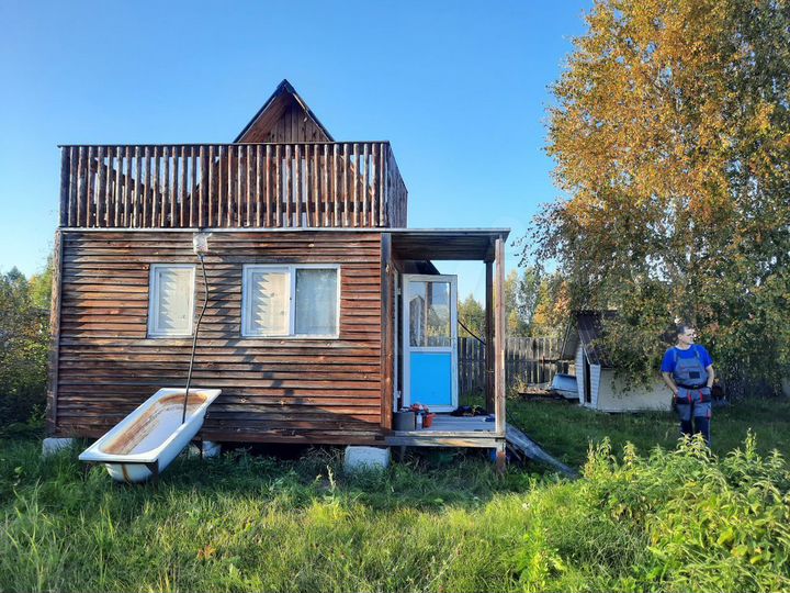 Дача 20 м² на участке 10 сот.