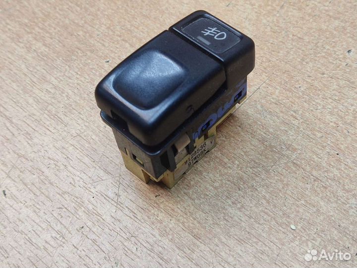 Кнопка противотуманнных фар, Volvo 960