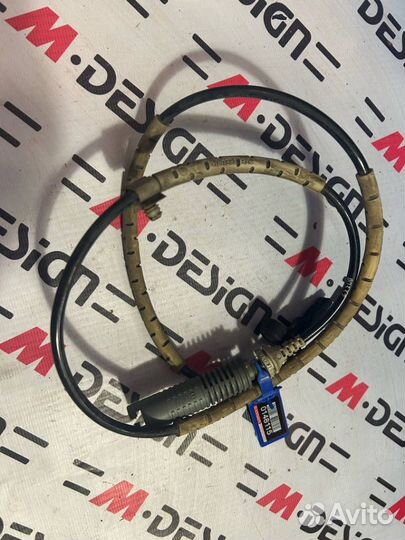 Датчик ABS задний BMW E82 34526762476