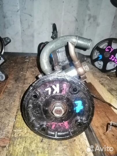 Гидроусилитель на Mazda Xedox