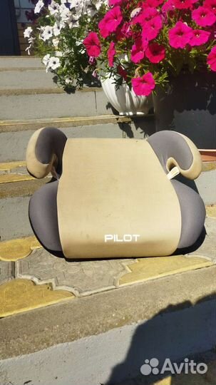 Детское сиденье в машину