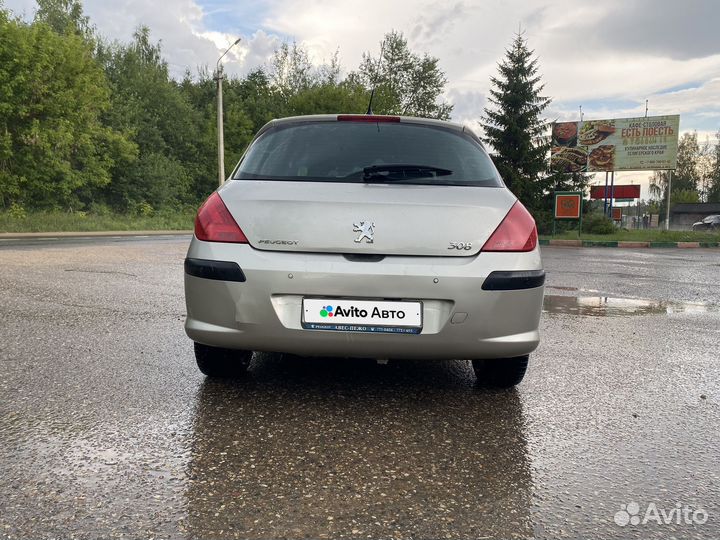 Peugeot 308 1.6 AT, 2008, 295 800 км