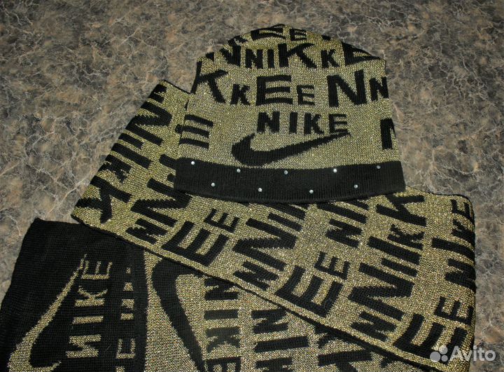 Шапка женская с шарфом