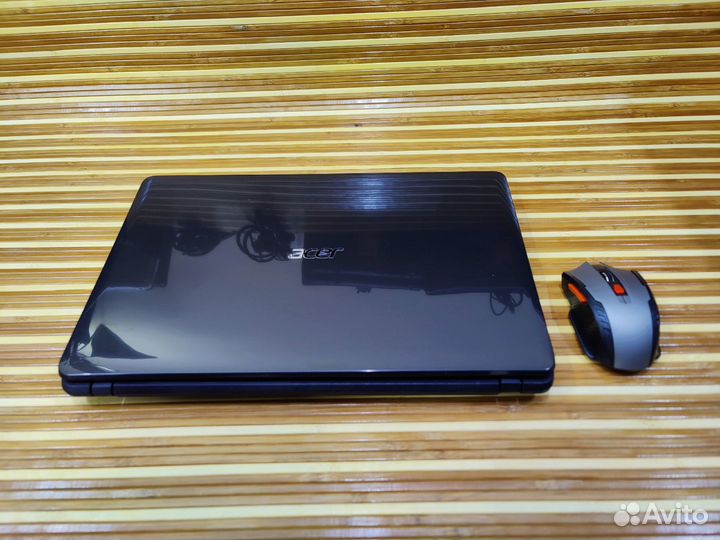 Ноутбук acer aspire E1-571G