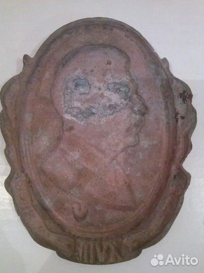 Барельеф 