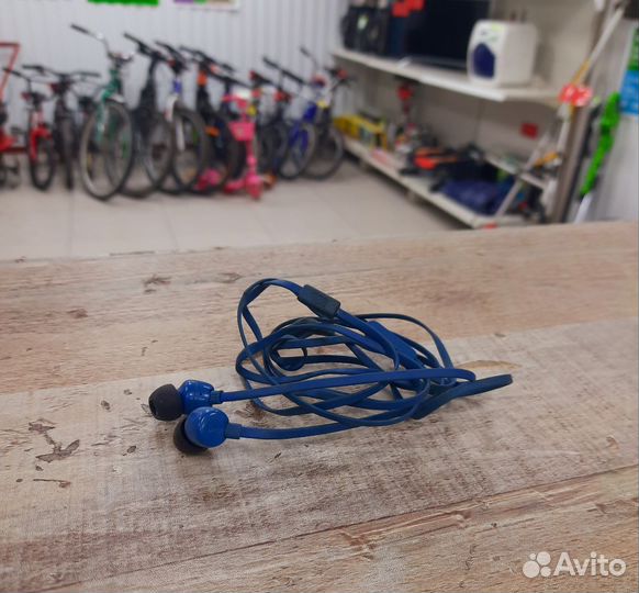 Наушники JBL