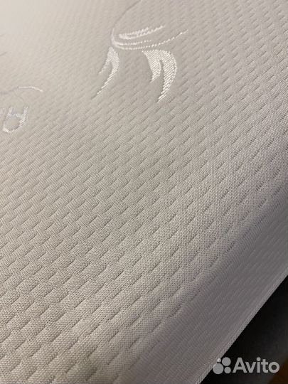 Кровать 160х200 новая с мягким изголовьем
