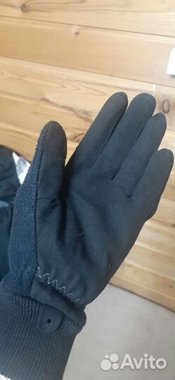 Спортивные перчатки