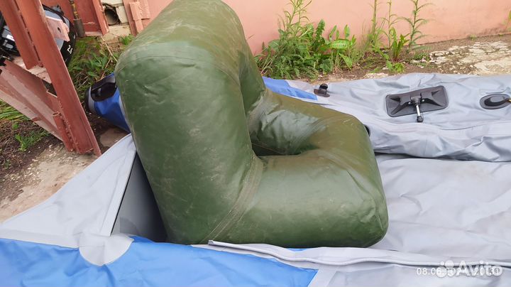 Надувное кресло для лодки